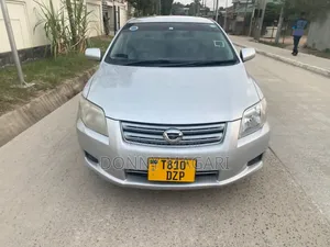 Toyota Axio 2010 Silver