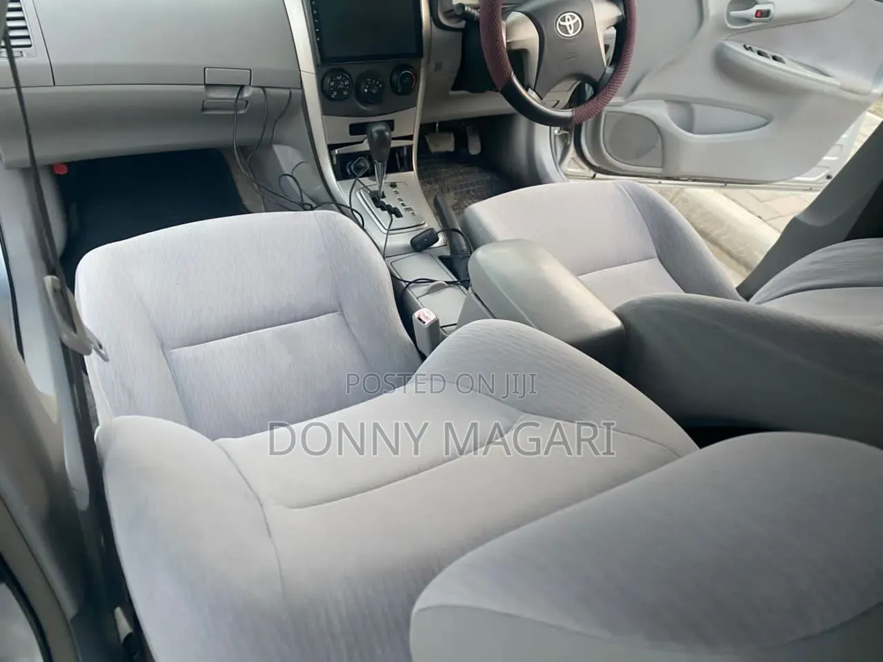 Toyota Axio 2010 Silver