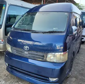 Toyota Quantum 2012 Blue