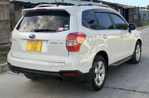 Subaru Forester 2014 White