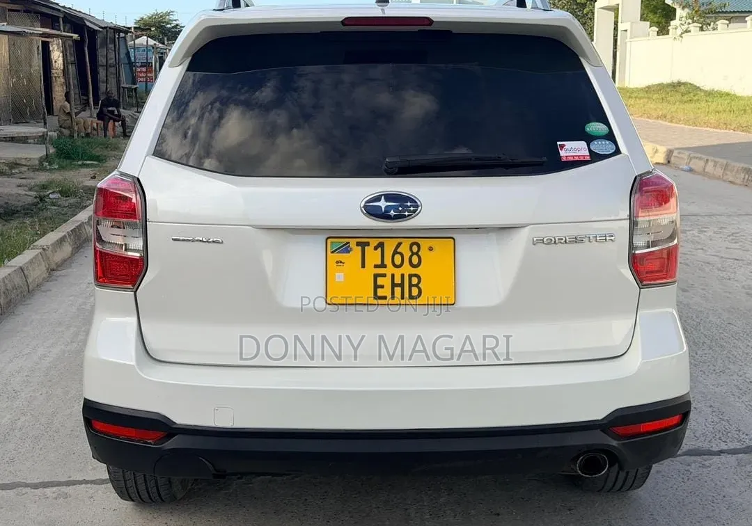 Subaru Forester 2014 White