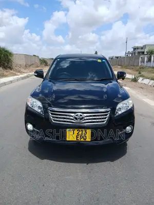 Toyota Vanguard 2013 Black