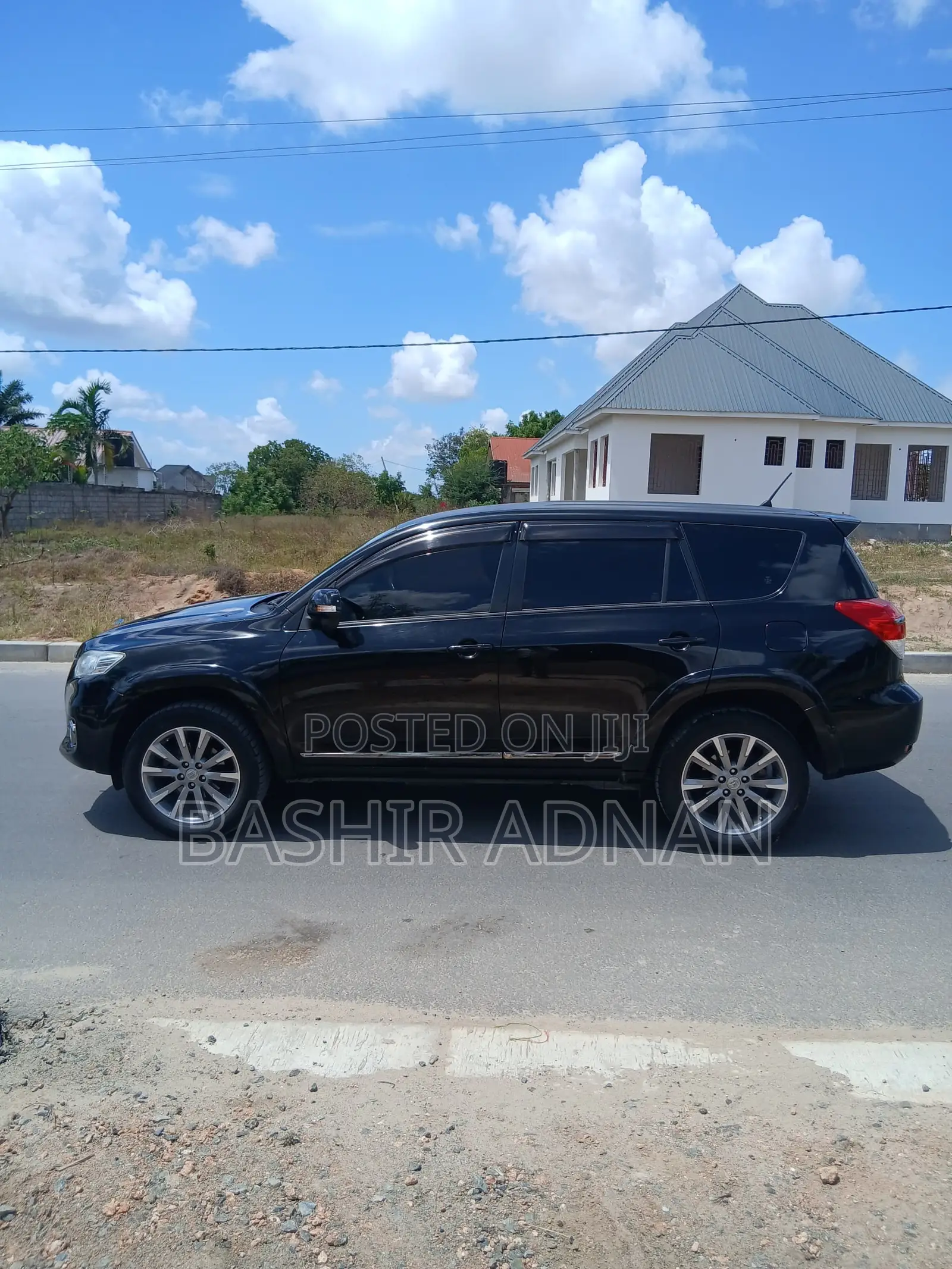 Toyota Vanguard 2013 Black