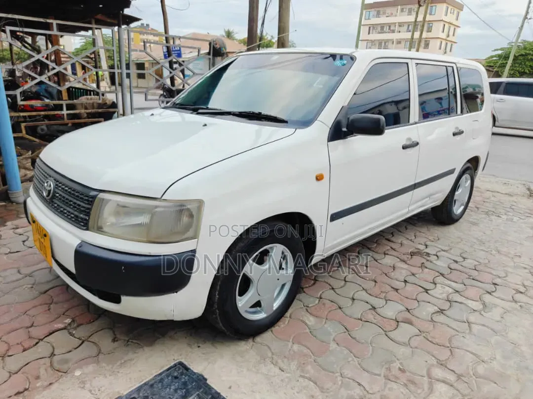 Toyota Probox 2004 White