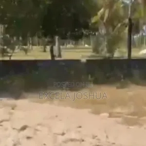 Kiwanja Cha Pili Toka Beach Kinauzwa Kigamboni Mji Mwema