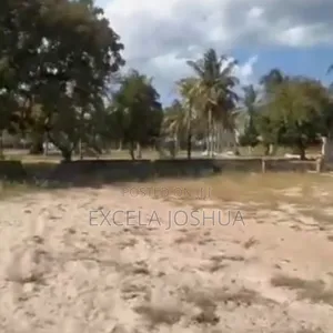 Kiwanja Cha Pili Toka Beach Kinauzwa Kigamboni Mji Mwema