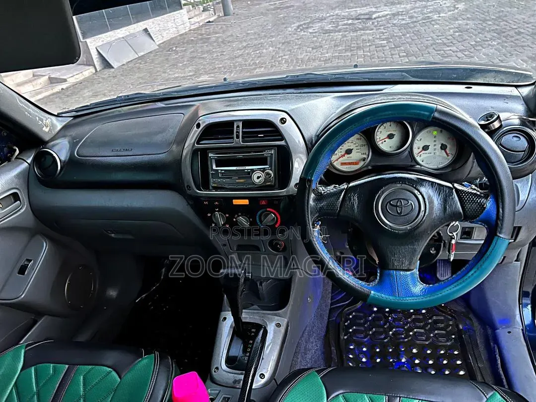 Toyota RAV4 2005 Blue