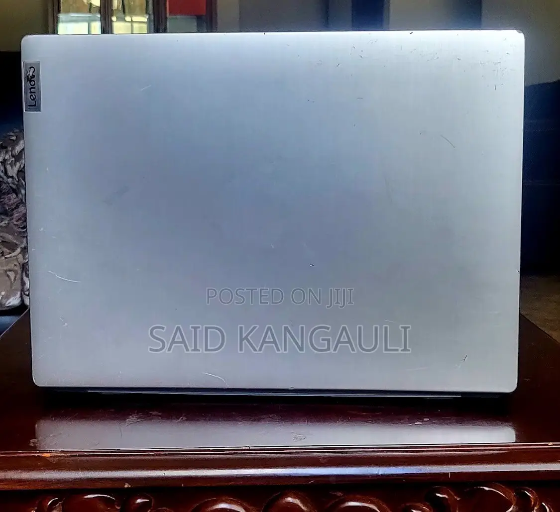 Laptop Lenovo Ideapad 3 4GB Intel Celeron HDD 256GB