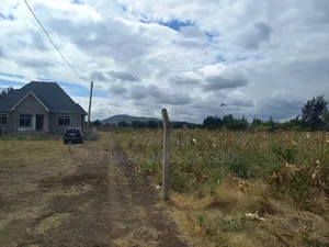 Nusu Heka Inauzwa Kisongo-Yakini Secondary School