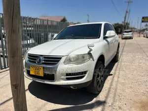 Volkswagen Touareg 2015 White