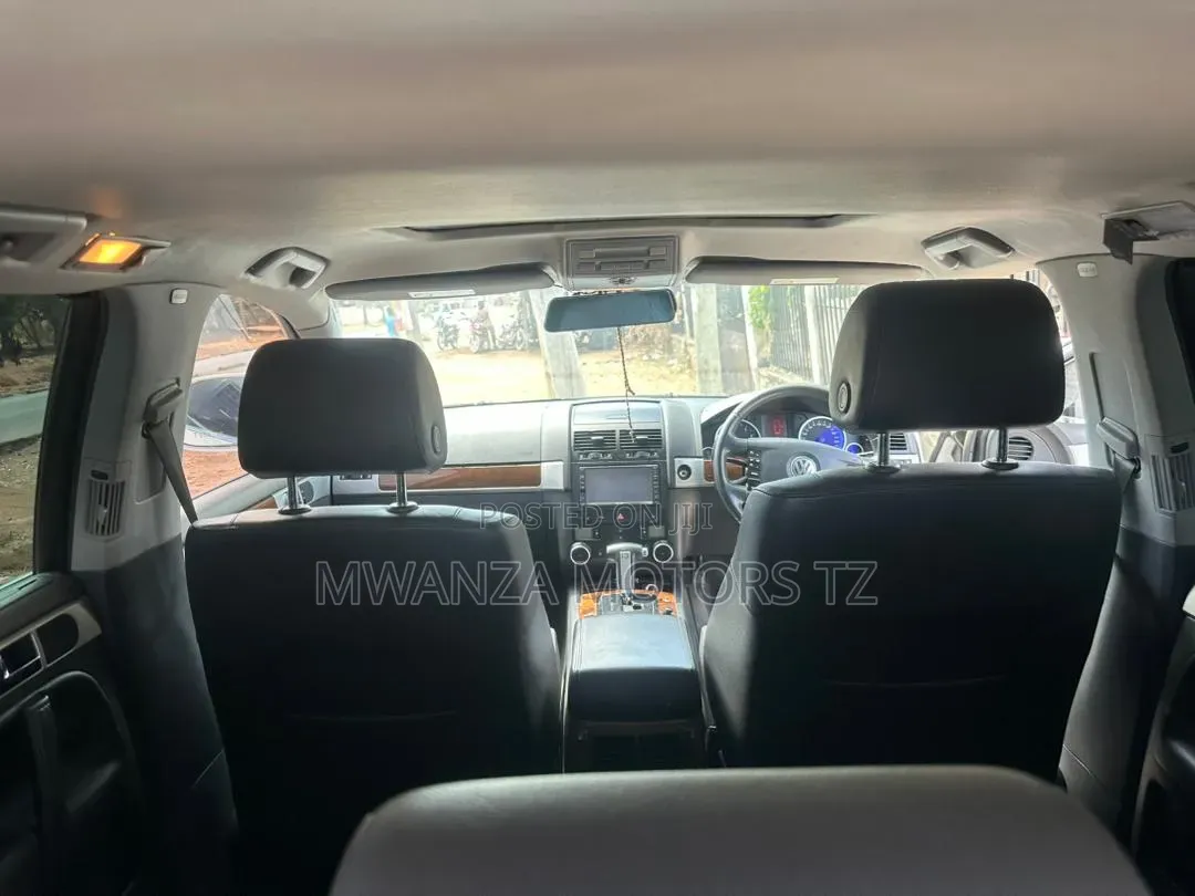 Volkswagen Touareg 2015 White