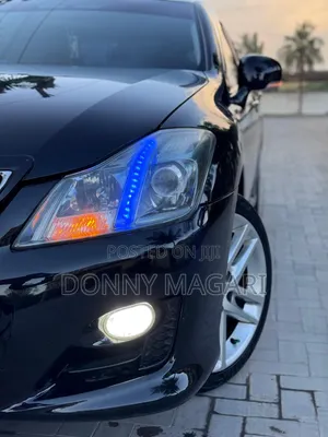 Toyota Crown 2009 Black
