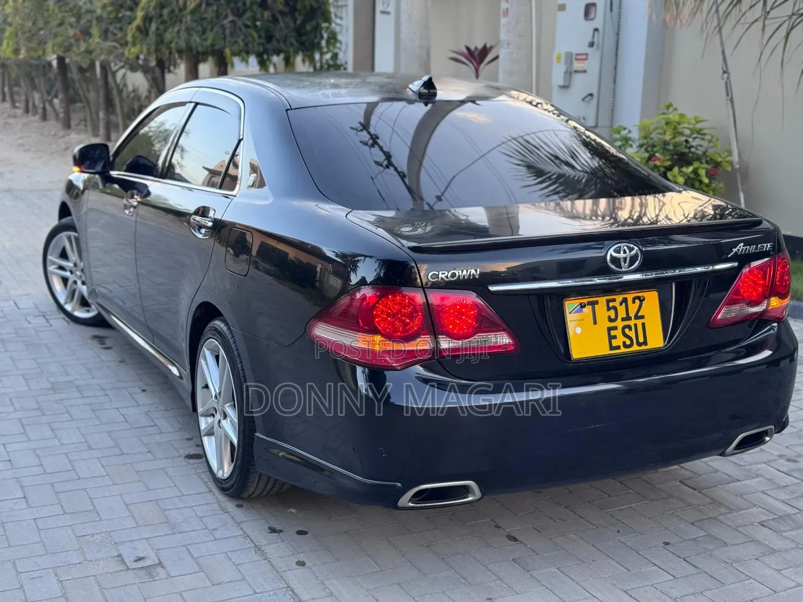 Toyota Crown 2009 Black