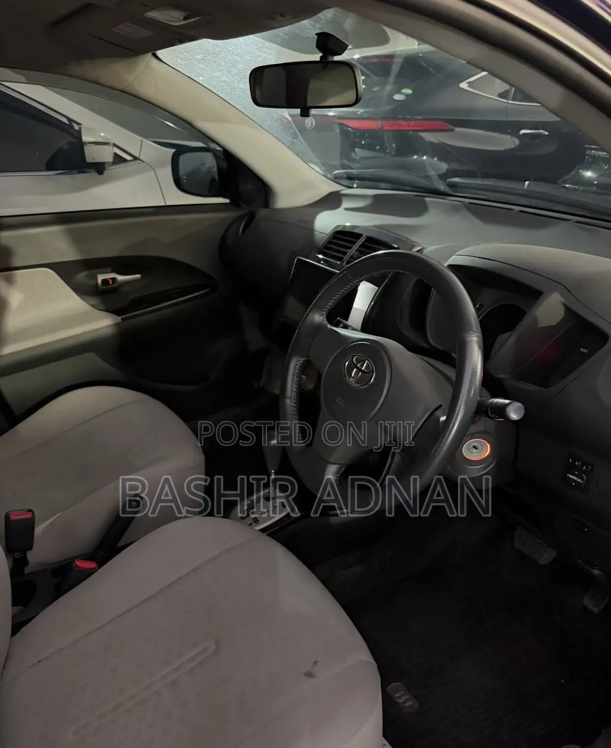 Toyota IST 2009 Blue