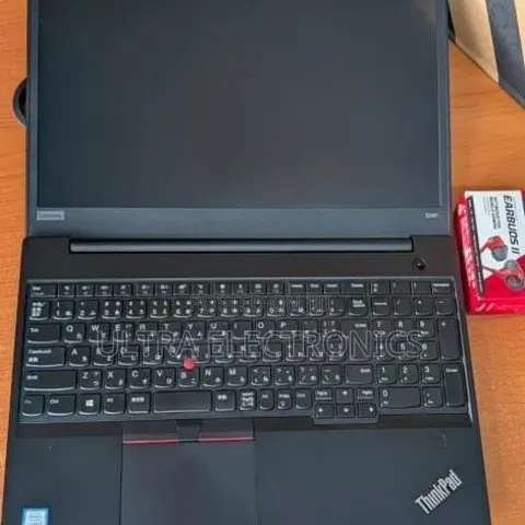 Laptop Lenovo ThinkPad E580 8GB Intel Core i3 SSD 256GB
