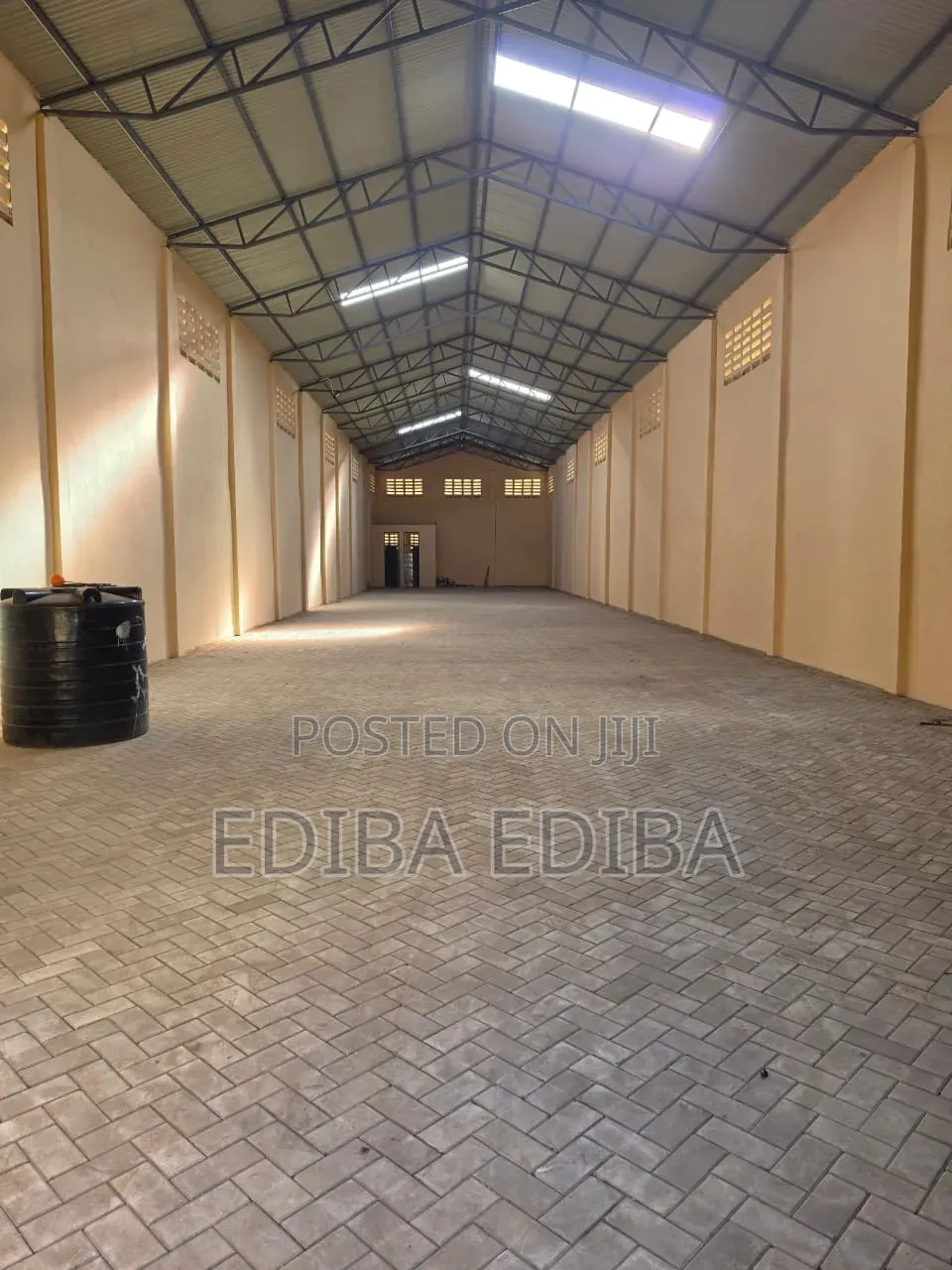 Godown for Rent at Njiro