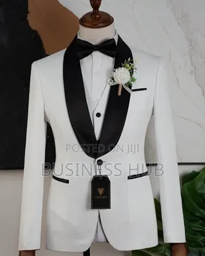 🔥🔥 Brand Fashion Suit Whit Nd Black 👆👆