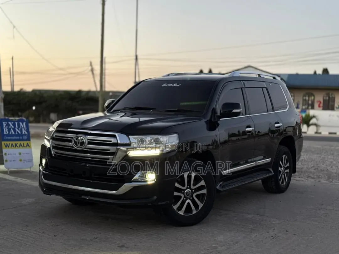 Toyota Land Cruiser 2015 Black