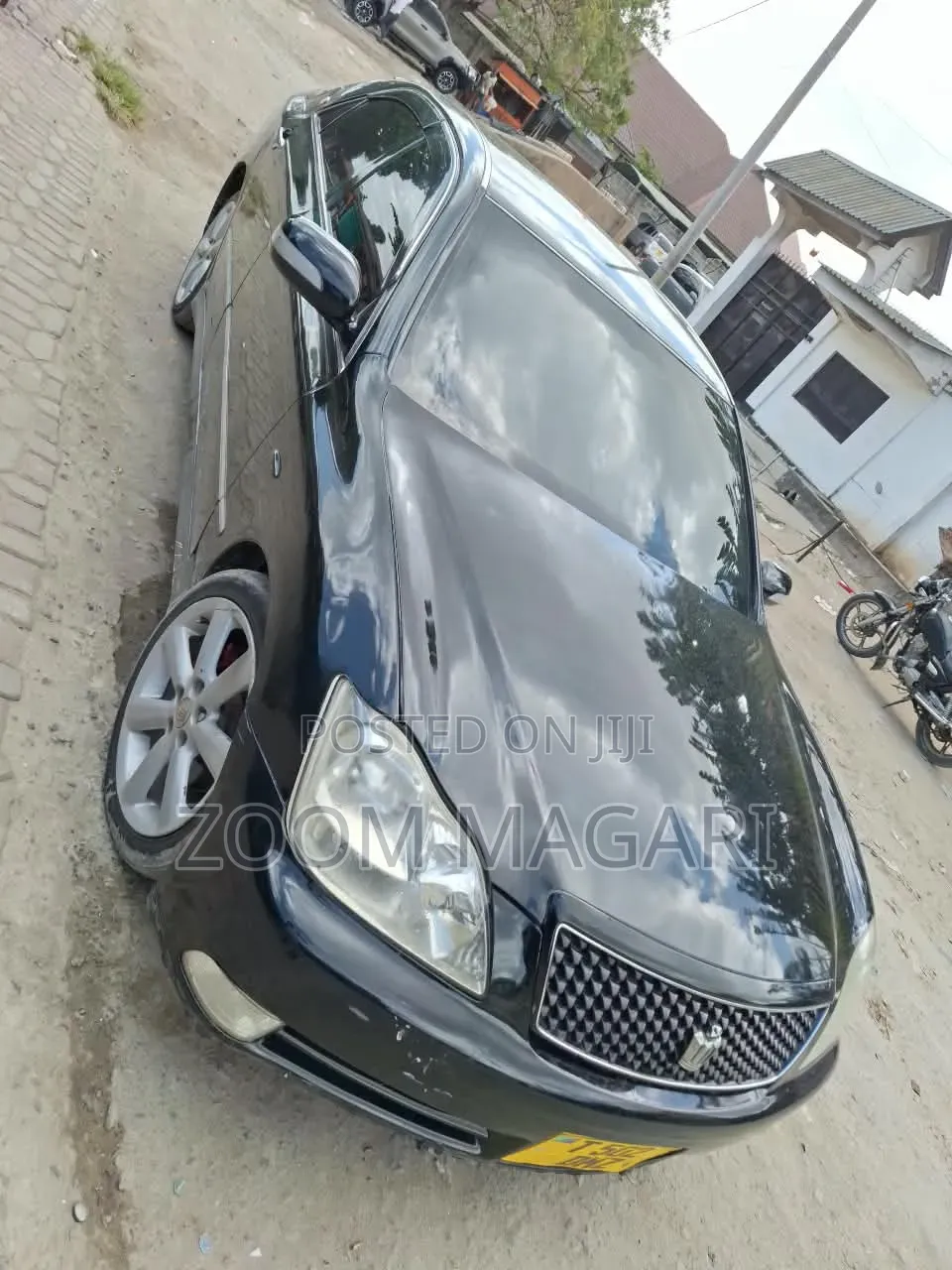 Toyota Crown 2004 Black