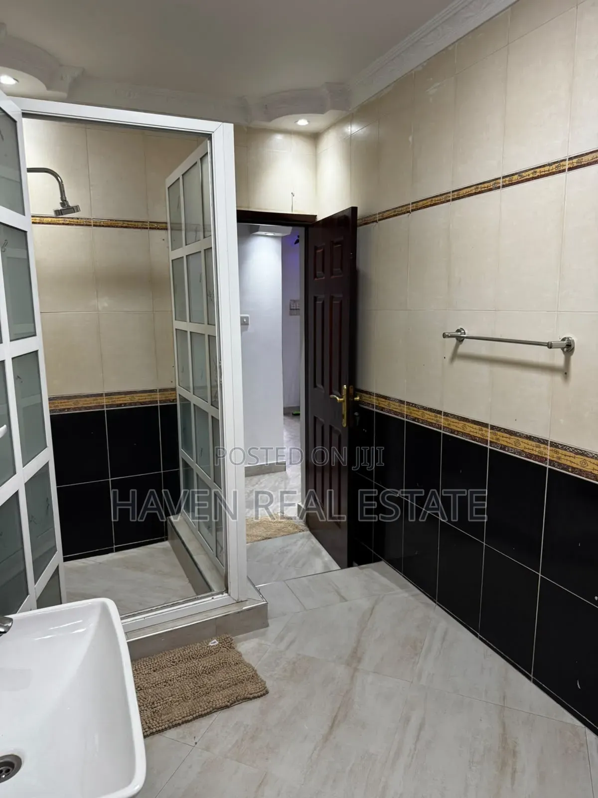Furnished 3bdrm Apartment in Upanga East for rent