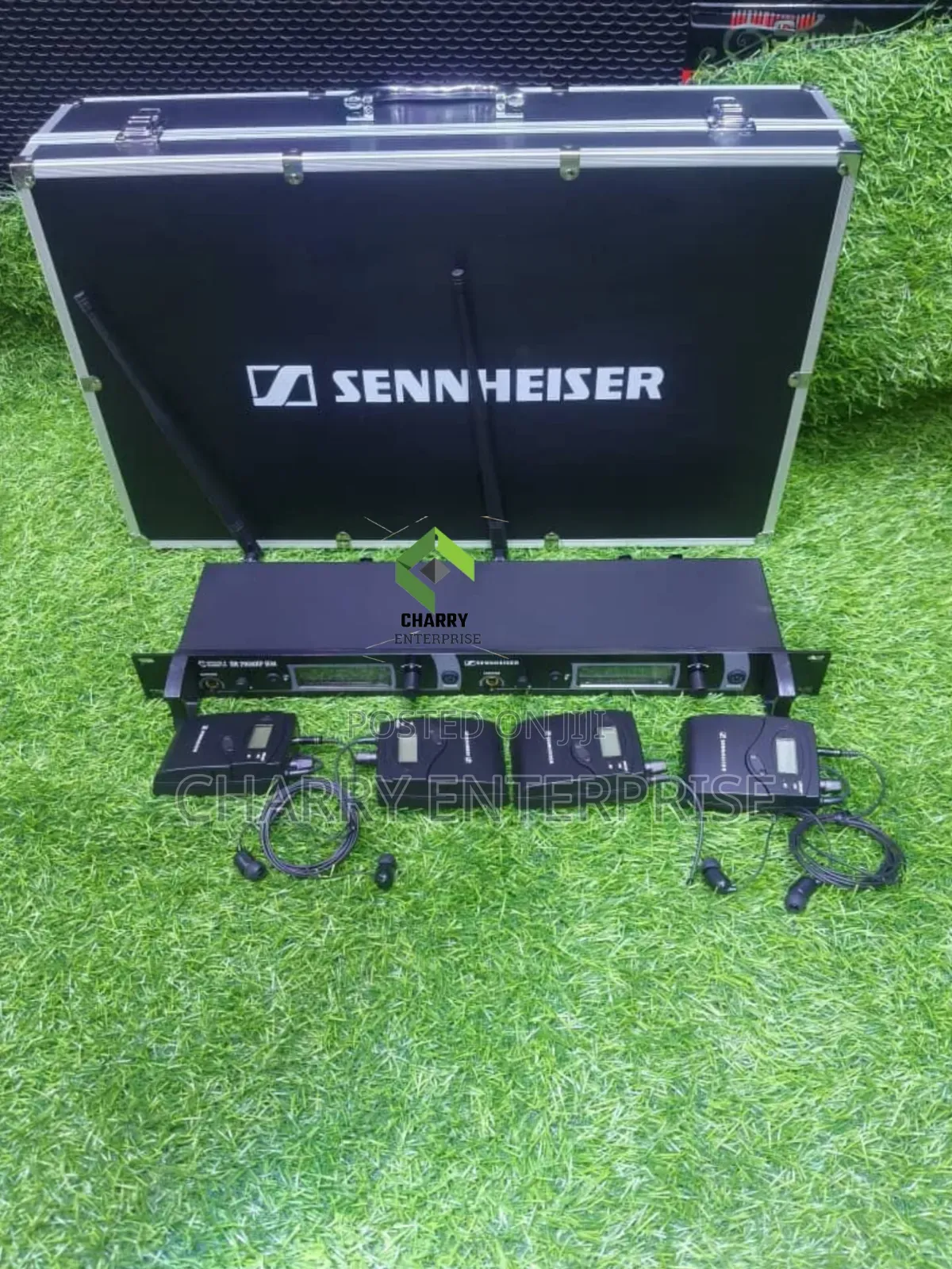 Professional SENNHEISER Wireless in Ear Monitor 4pc One Receiver