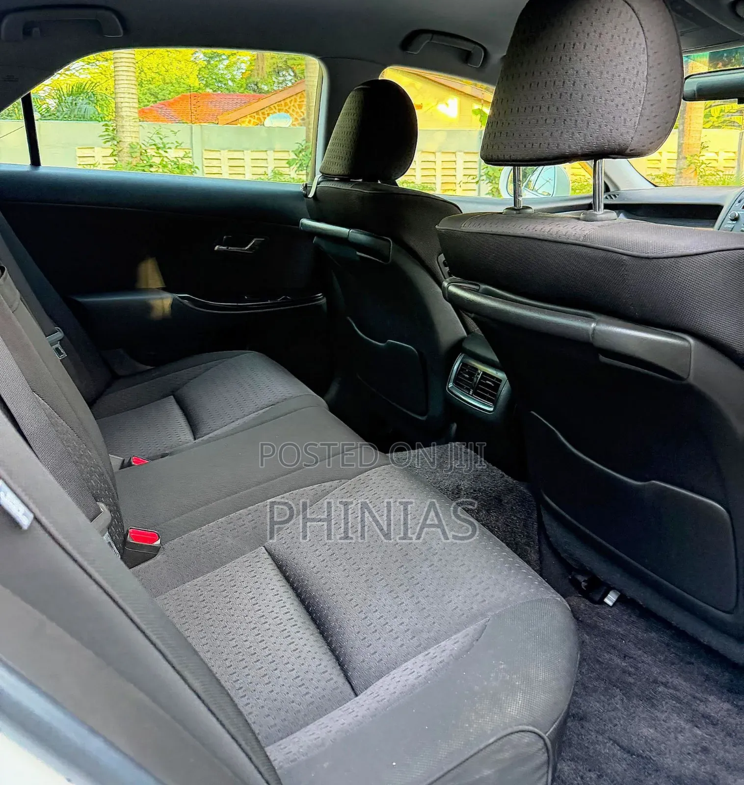 Toyota Crown 2009 White