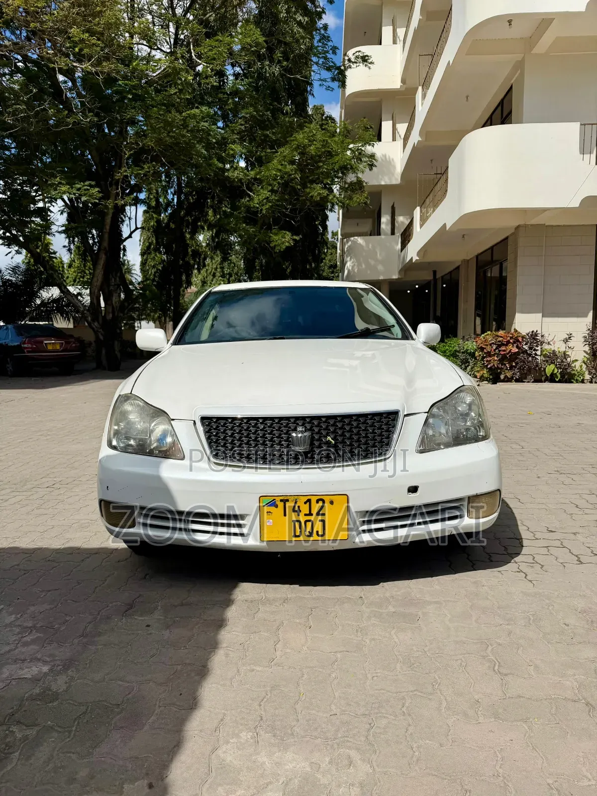 Toyota Crown Royale 2005 Pearl