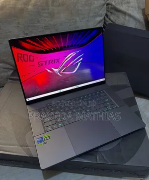 New Laptop Asus ROG Strix G16 G614 16GB Intel Core Ultra 9 SSD 1T