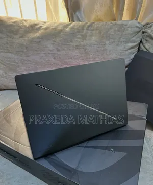 New Laptop Asus ROG Strix G16 G614 16GB Intel Core Ultra 9 SSD 1T