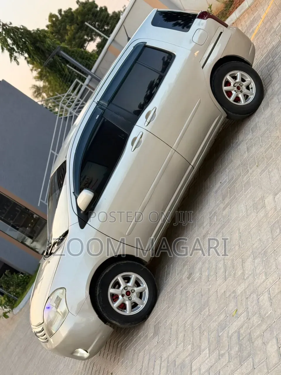Toyota Raum 2003 Beige