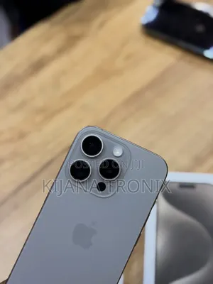 New Apple iPhone 15 Pro Max 256 GB Gray