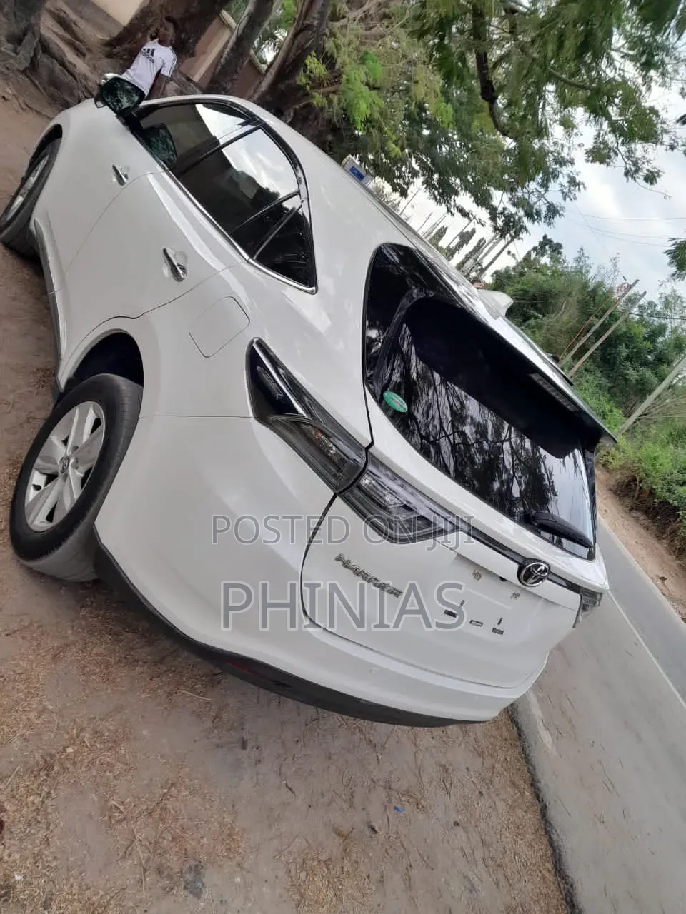 Toyota Harrier 2016 White