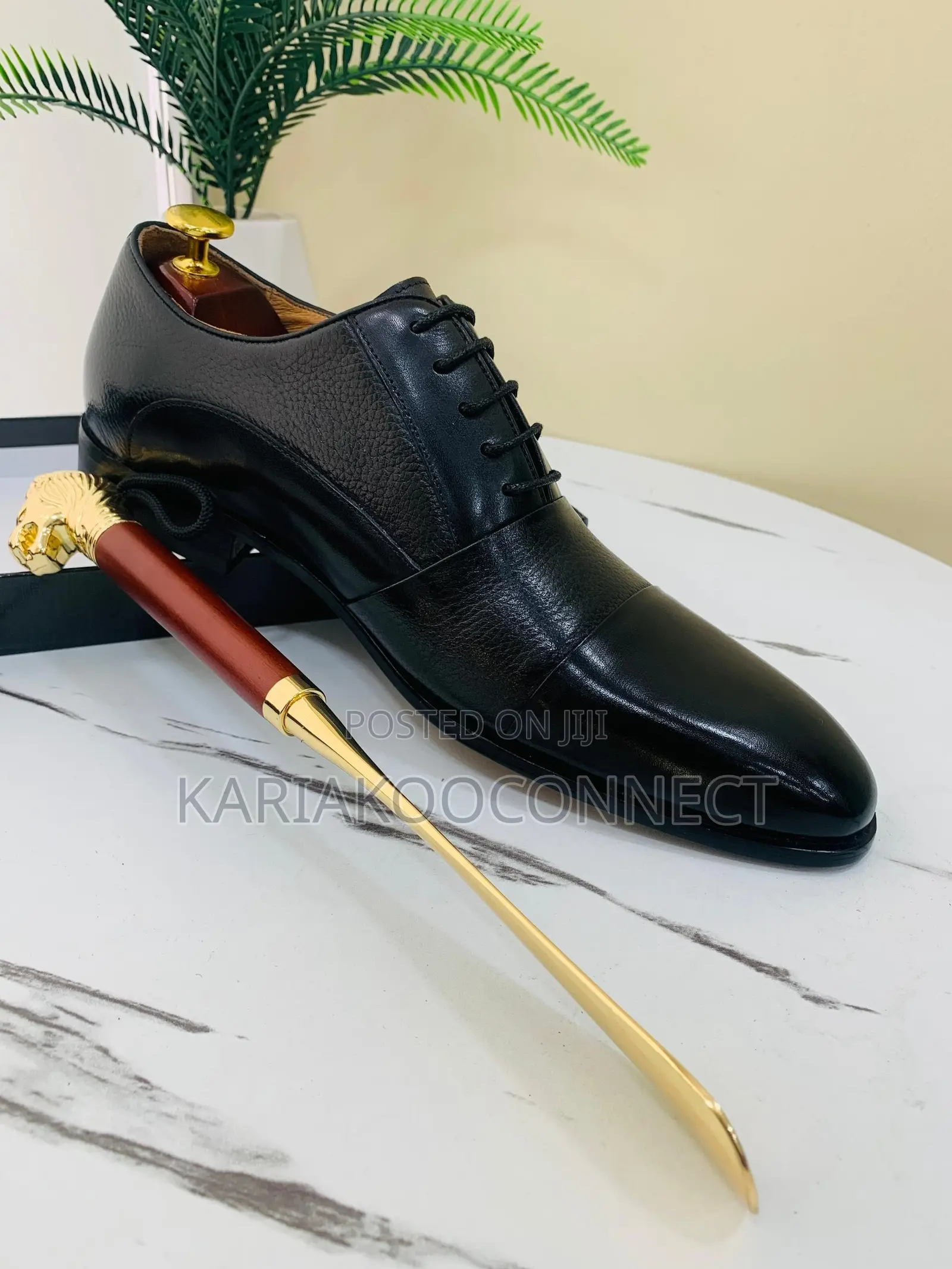 Paul Smith Leather Cap-Toe Oxford Dress Shoes