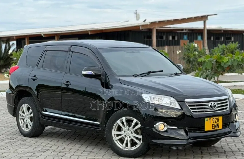 Toyota Vanguard 2010 Black