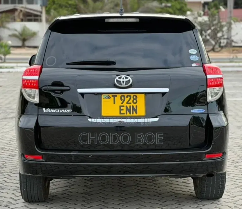 Toyota Vanguard 2010 Black