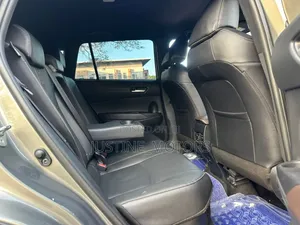 Toyota Corolla Cross 2025 Gray
