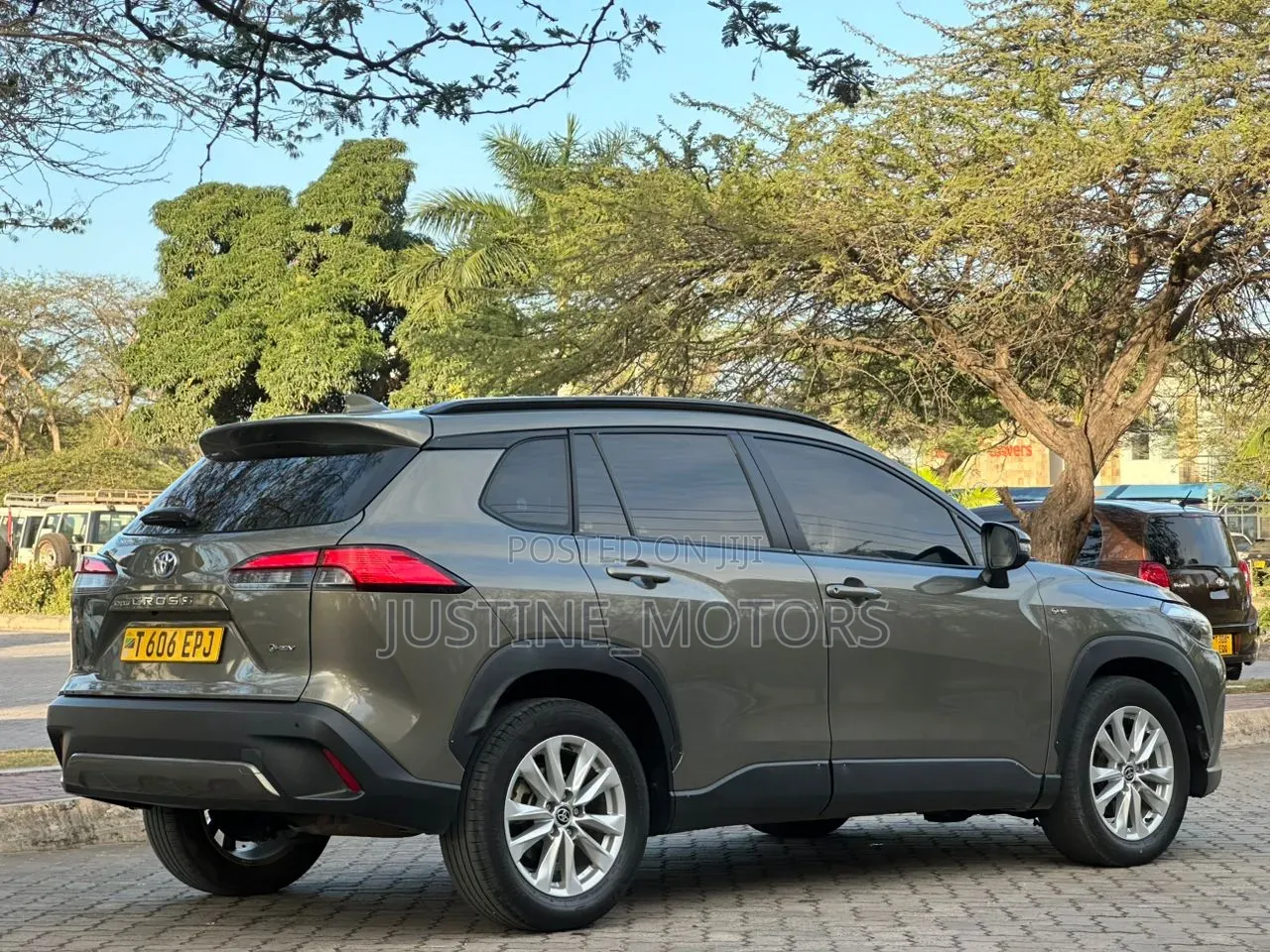 Toyota Corolla Cross 2025 Gray