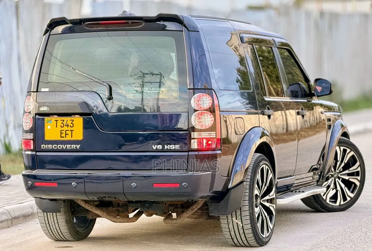 Land Rover Discovery 2010 Blue