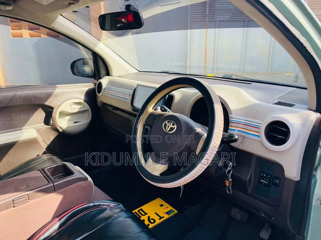 Toyota Passo 2010 Silver