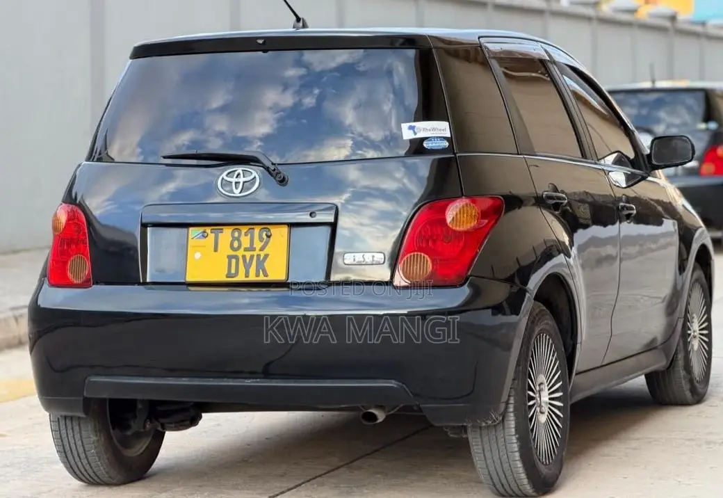 Toyota IST 2006 Black