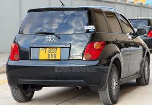 Toyota IST 2006 Black