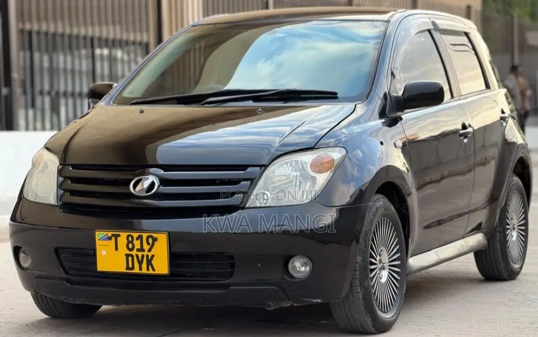 Toyota IST 2006 Black