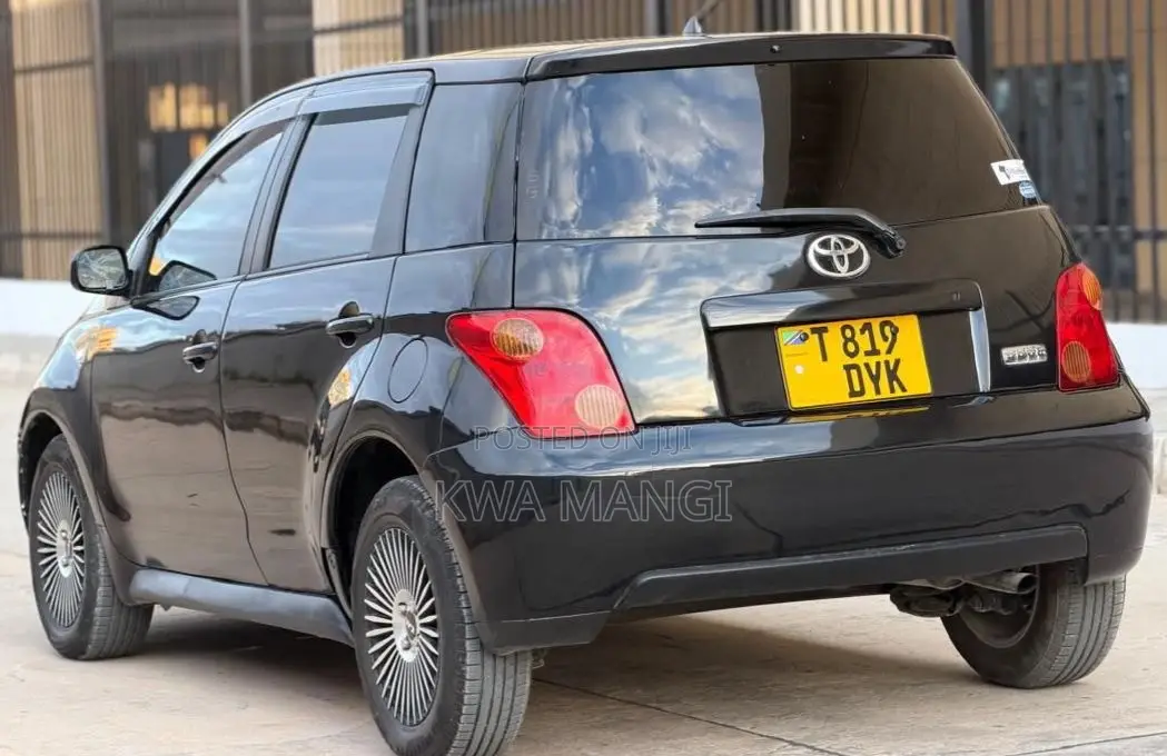 Toyota IST 2006 Black