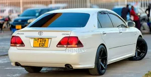 Toyota Crown 2007 White