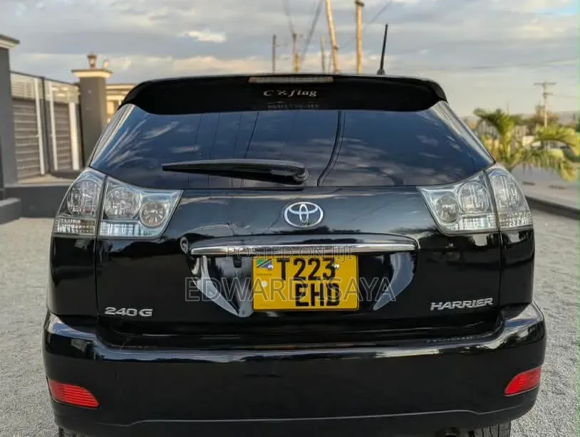 Toyota Harrier 2006 Black