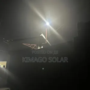 Taa Solar  20w Mwanga Mkubwa Taa Original Kwa Siku 3 Ziada Charge