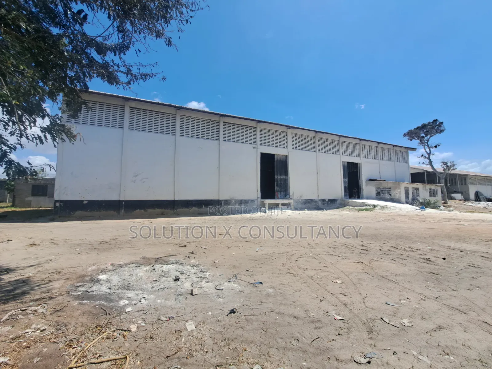 Warehouse for Rent at Boko
