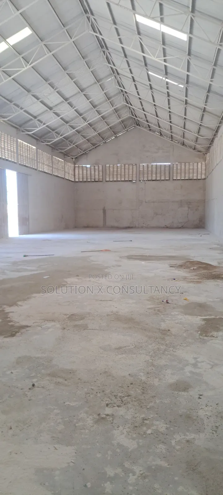 Warehouse for Rent at Boko