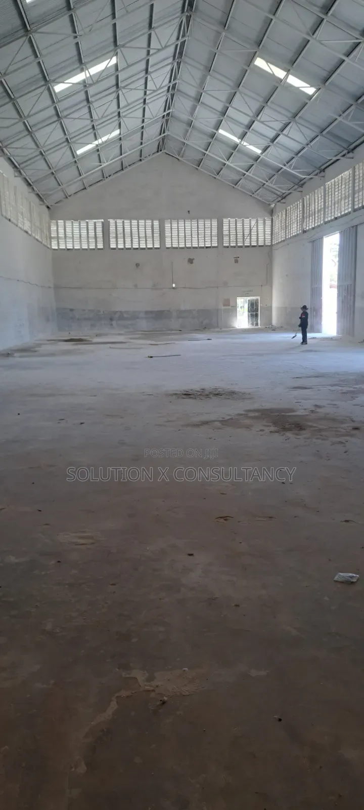 Warehouse for Rent at Boko