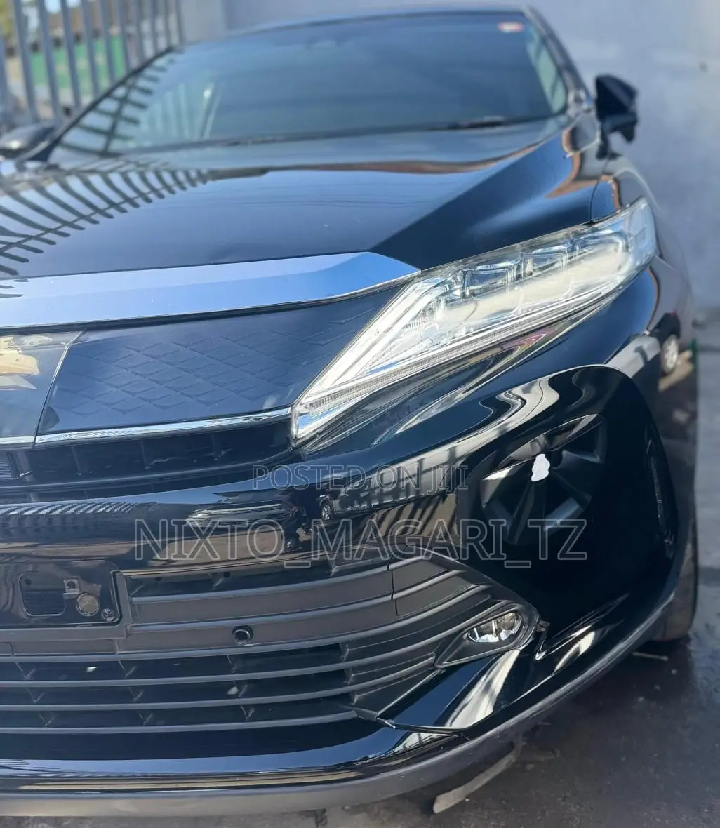 Toyota Harrier 2018 Black